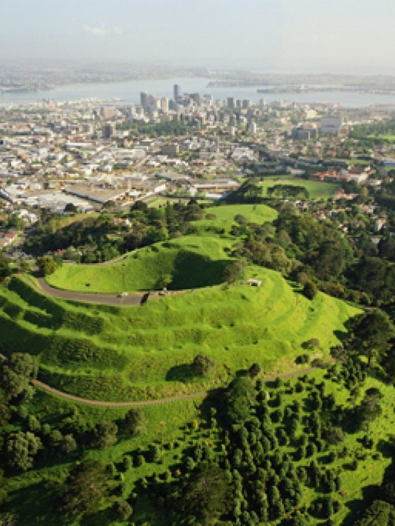 Auckland and Beyond  - Private Tours 9