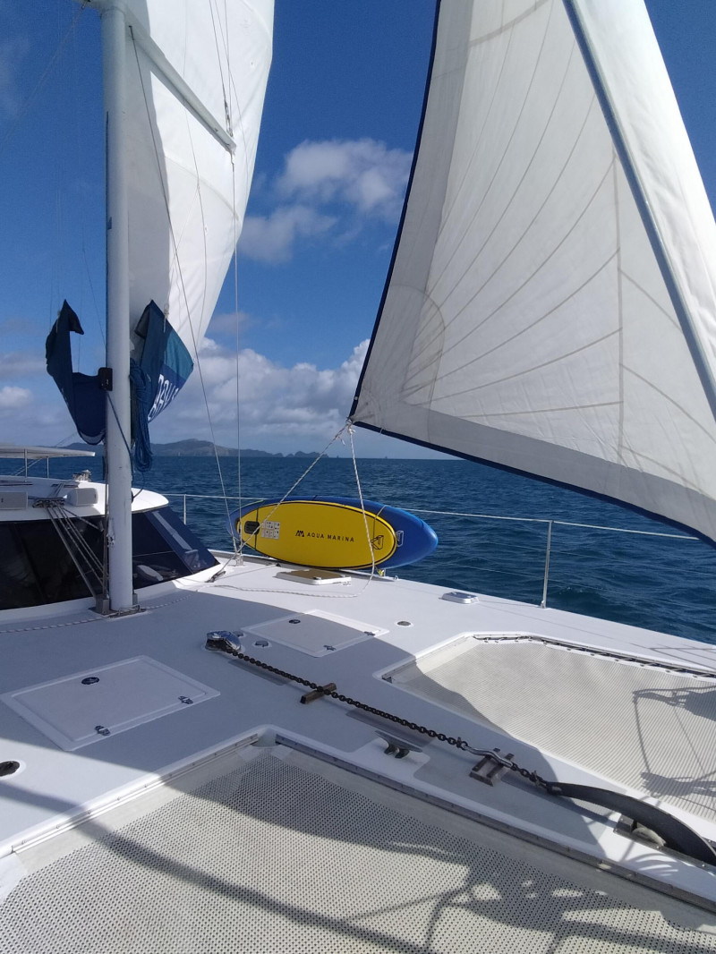 Day Sailing Charter with Island Stop and Lunch 5