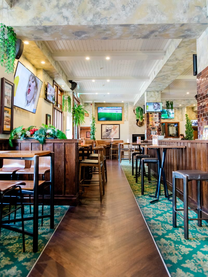 The Cambridge Hotel & Backpackers 11