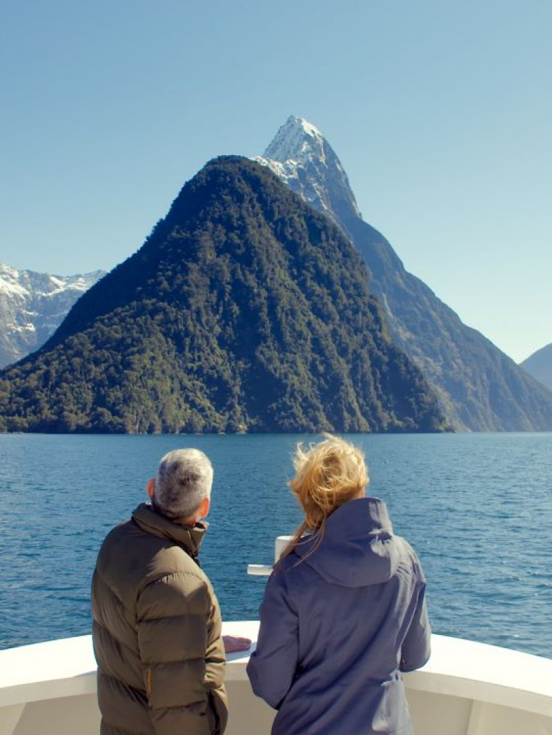Milford Sound Tour and Cruise with Picnic Lunch from Te Anau 1