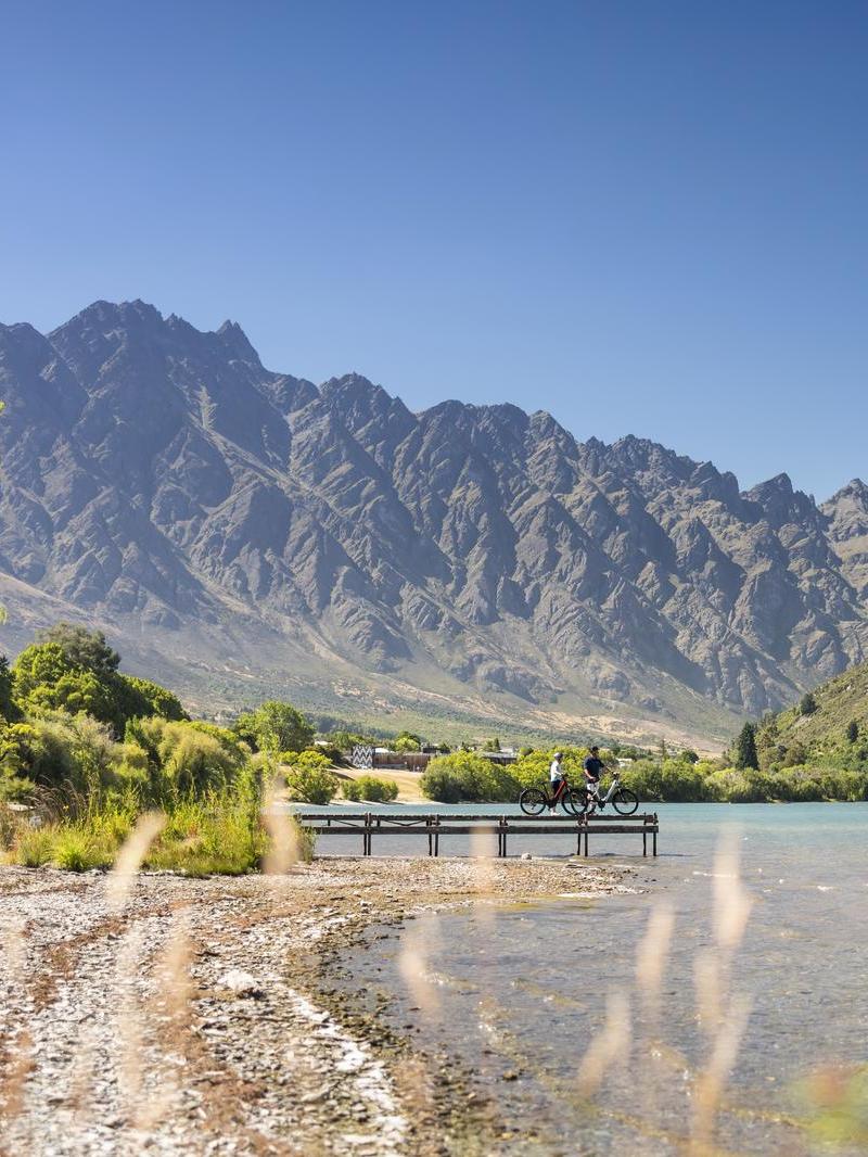 Queenstown Official Visitor Guide 1