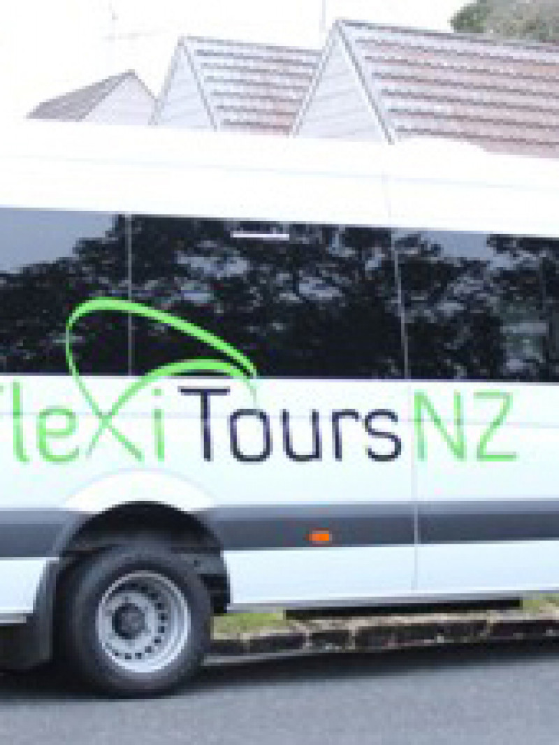 Hobbiton Tours from Auckland and Rotorua 2