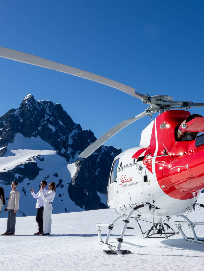 Glacier Southern Lakes Helicopters  4