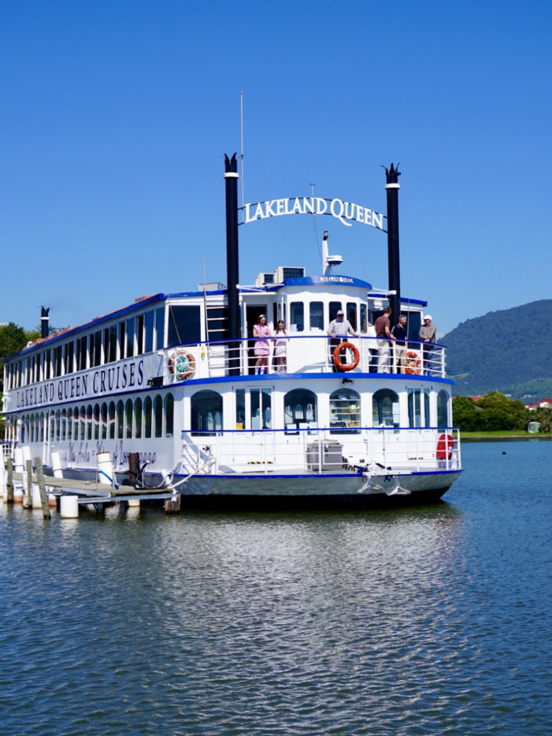 Lakeland Queen Cruises  4