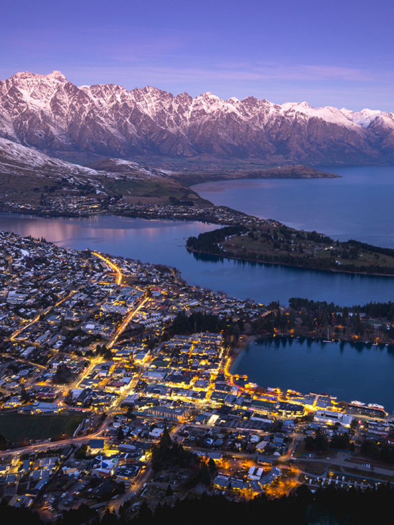 Queenstown Official Visitor Guide 2