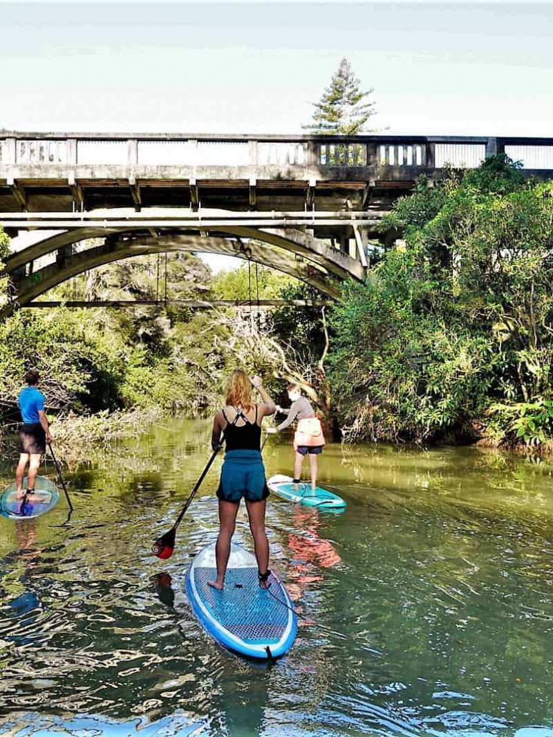 Lucas Creek Paddleboarding 3