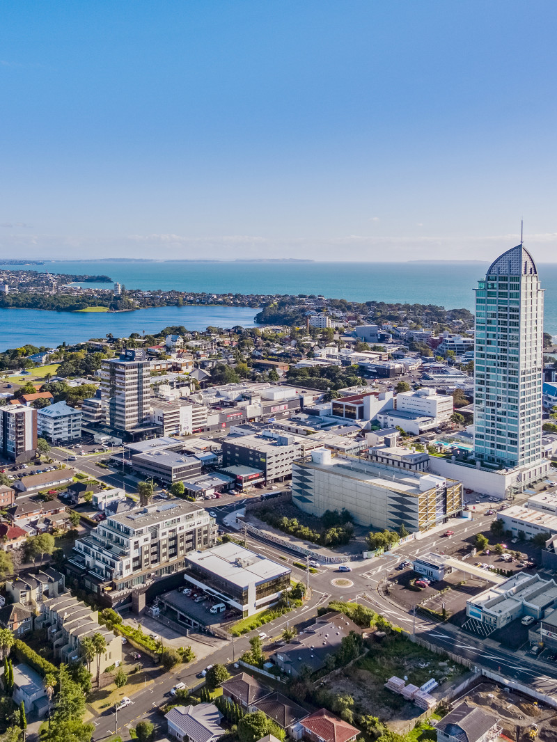 Takapuna Beach Visitor Guide 4