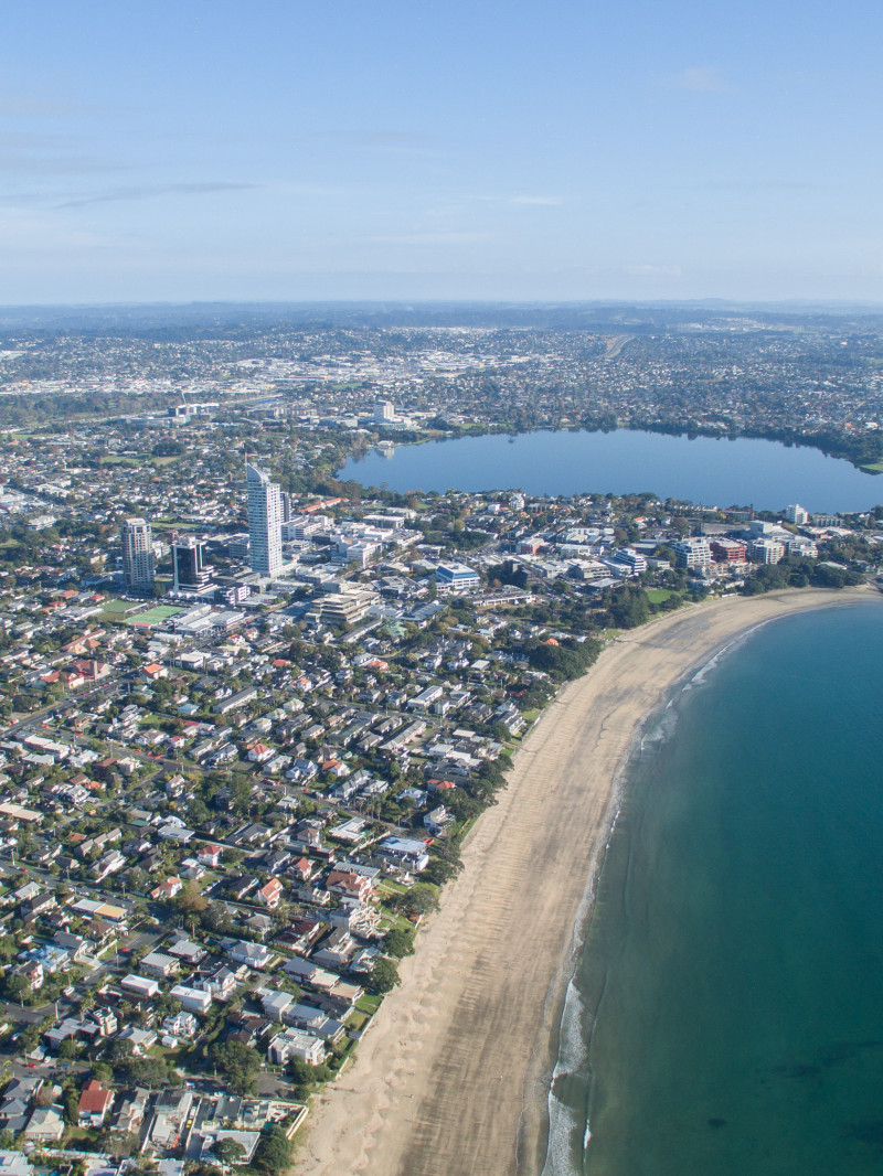 Takapuna Beach Visitor Guide 6