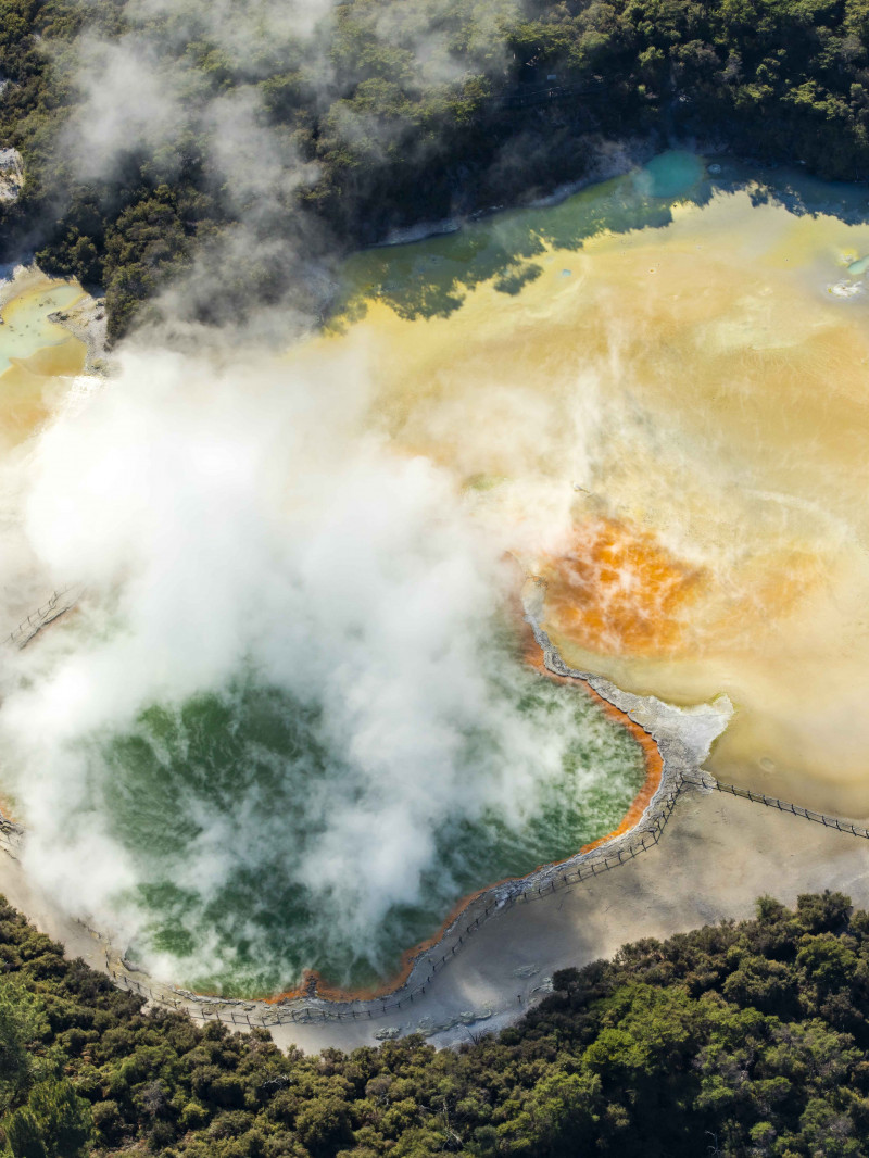 Volcanic Air - Extraordinary Landscapes & Unforgettable Experiences 11